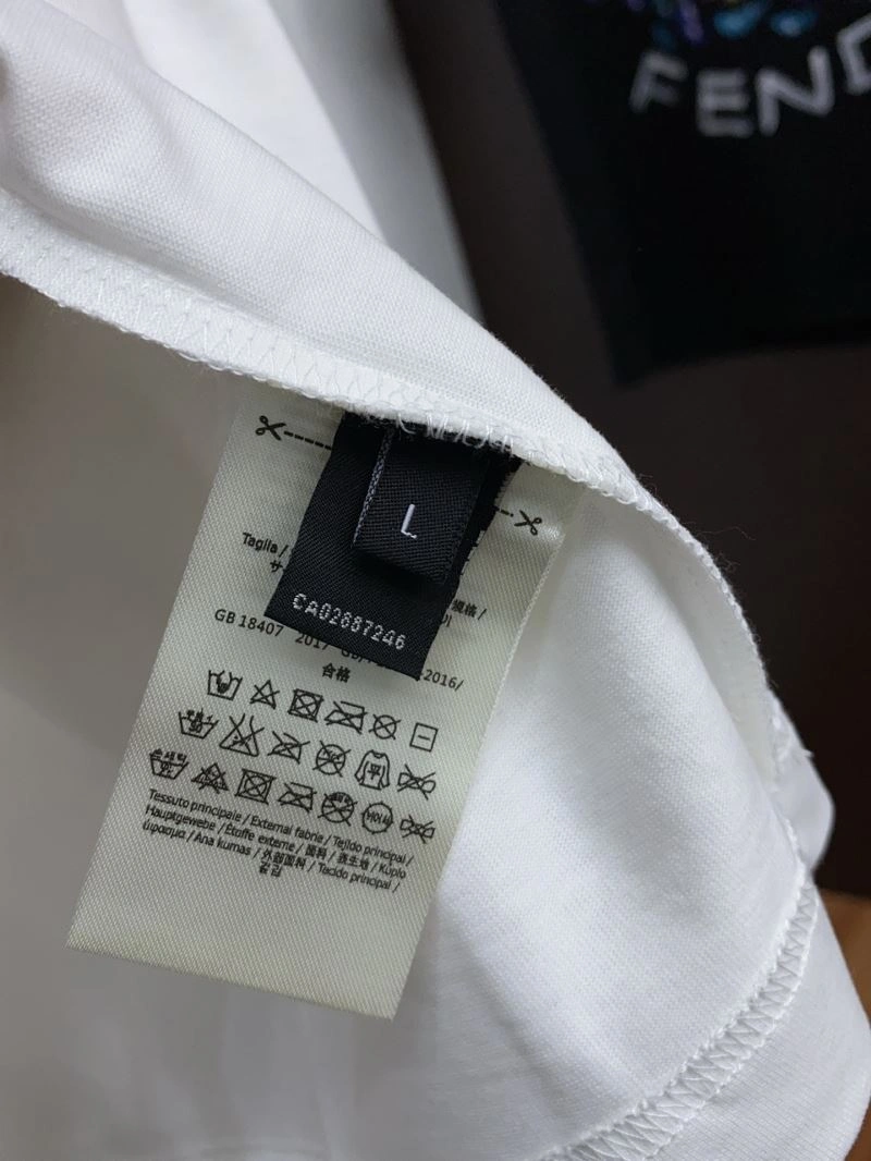 Fendi T-Shirts WeatherProof 121883