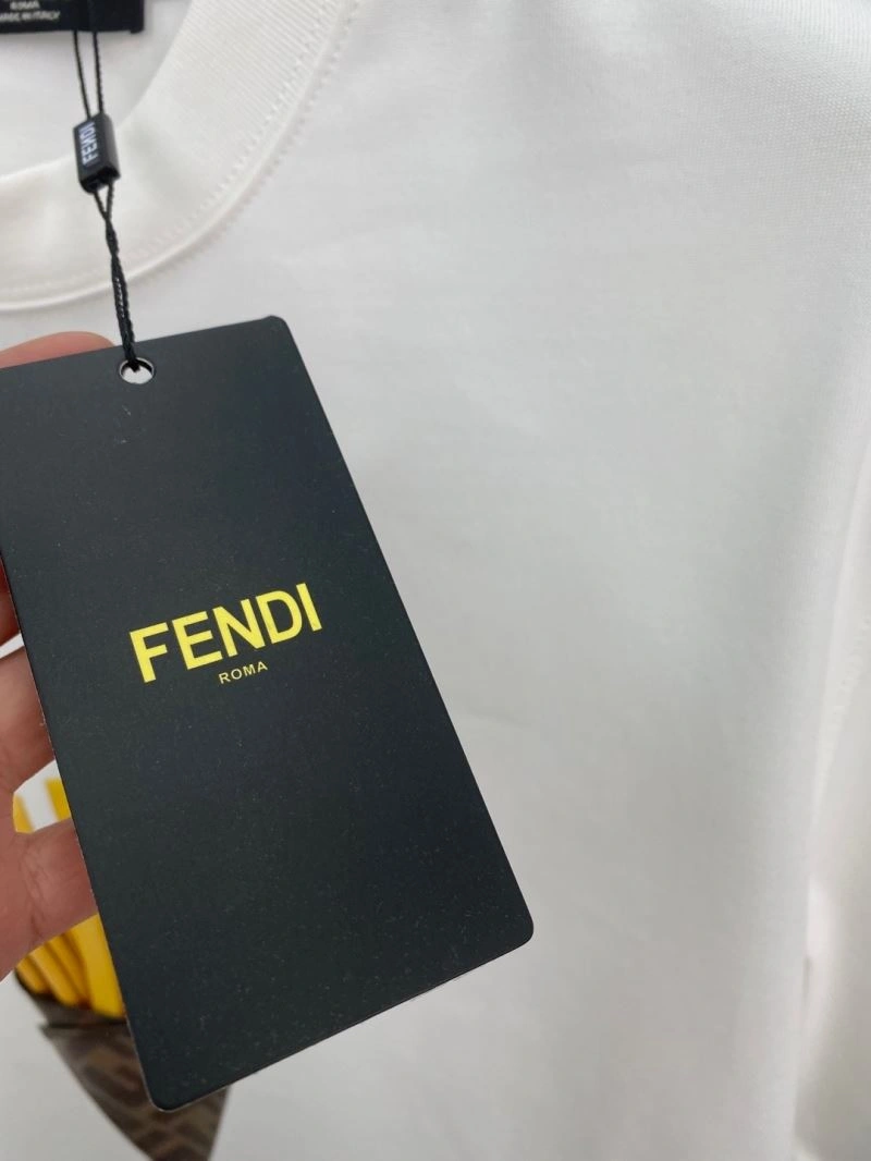 Fendi T-Shirts Stretchable 121871