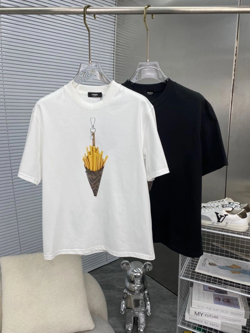 Fendi T-Shirts Stretchable 121871