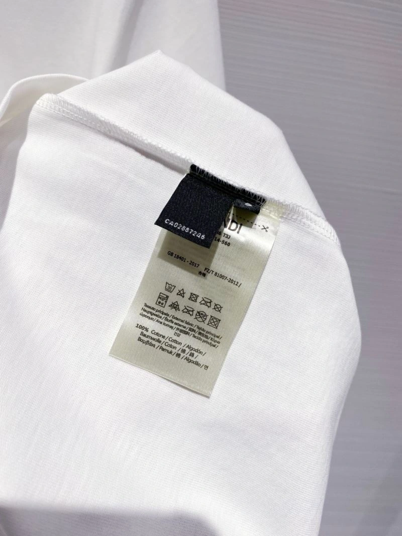 Fendi T-Shirts Upgraded 121887