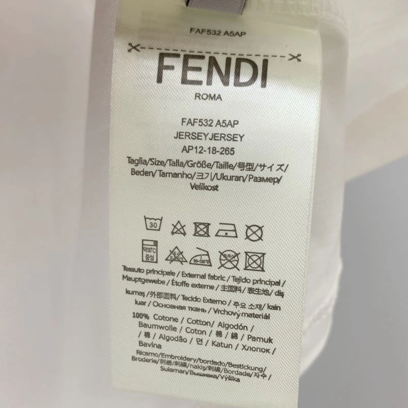 Fendi T-Shirts EasyMatch 121873