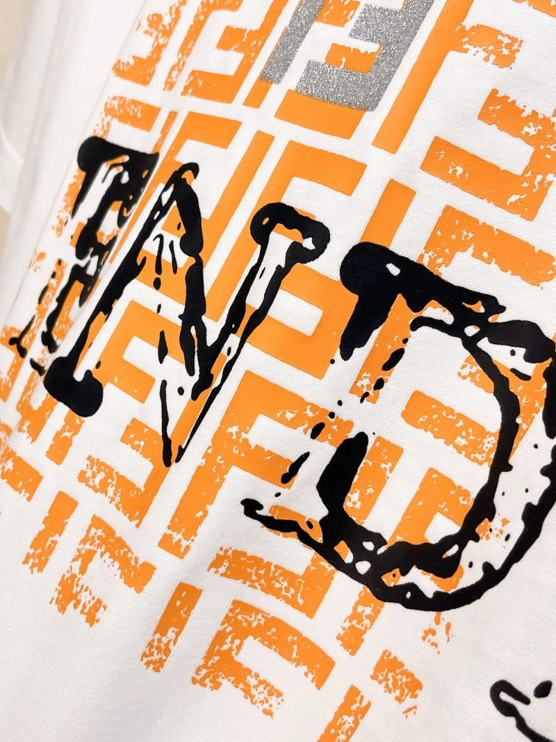 RelaxedFit Fendi T-Shirts 121859