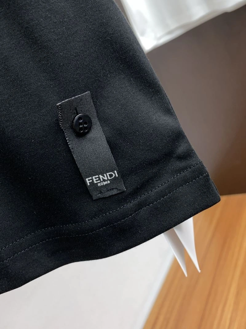Fendi T-Shirts Sustainable 121856