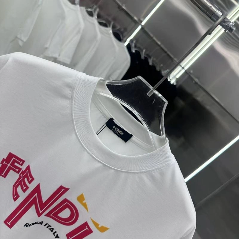 Fendi T-Shirts UrbanChic 121853