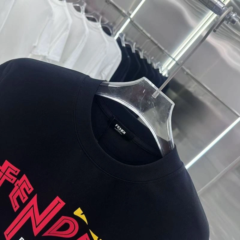 Fendi T-Shirts WellDesigned 121850