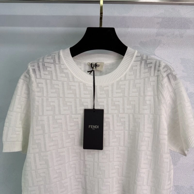 Supportive Fendi T-Shirts 120702