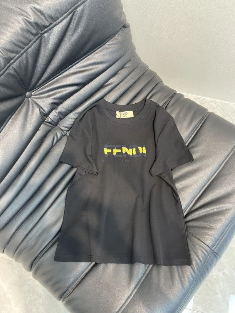 Fendi T-Shirts Breathable 120653