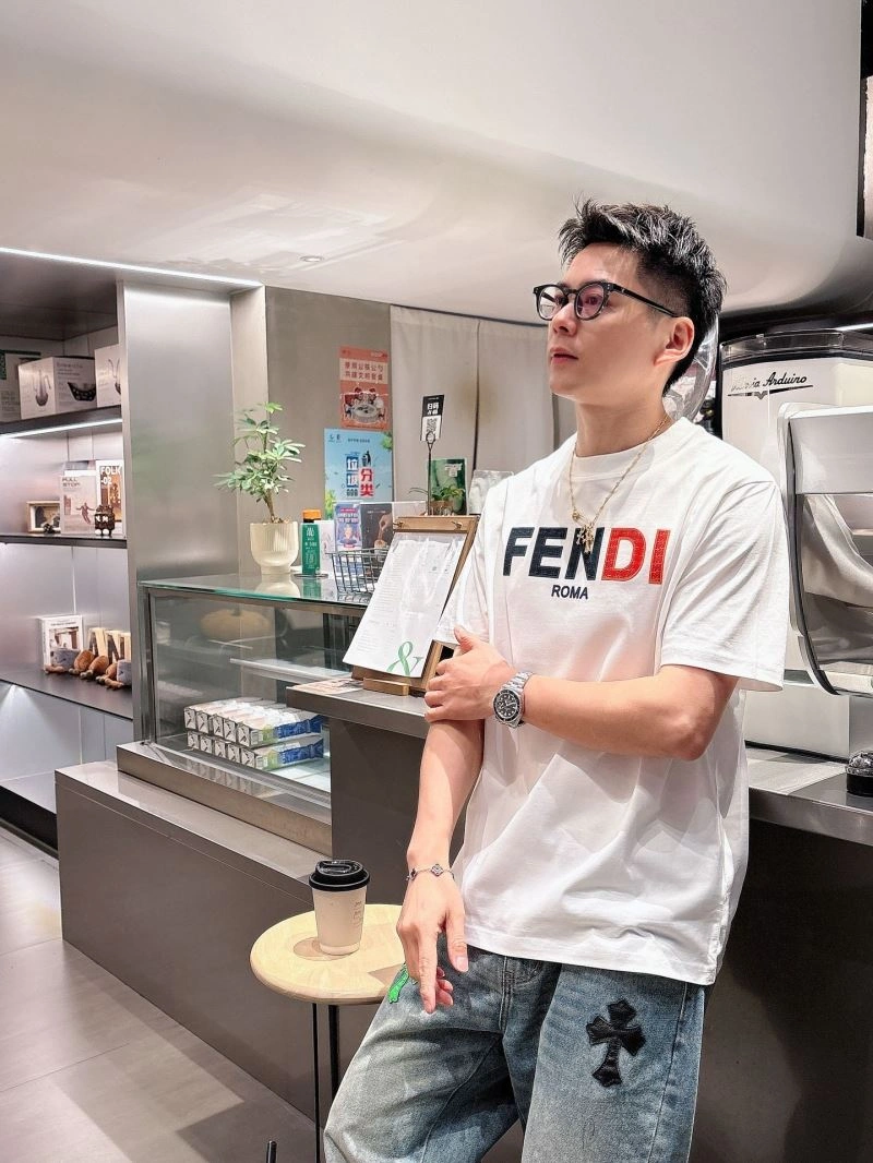 Premium Fendi T-Shirts 121718