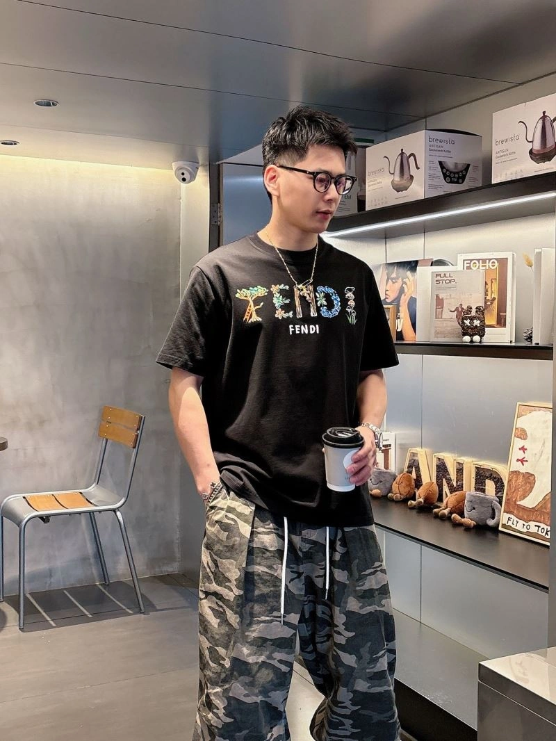 HighQuality Fendi T-Shirts 121716