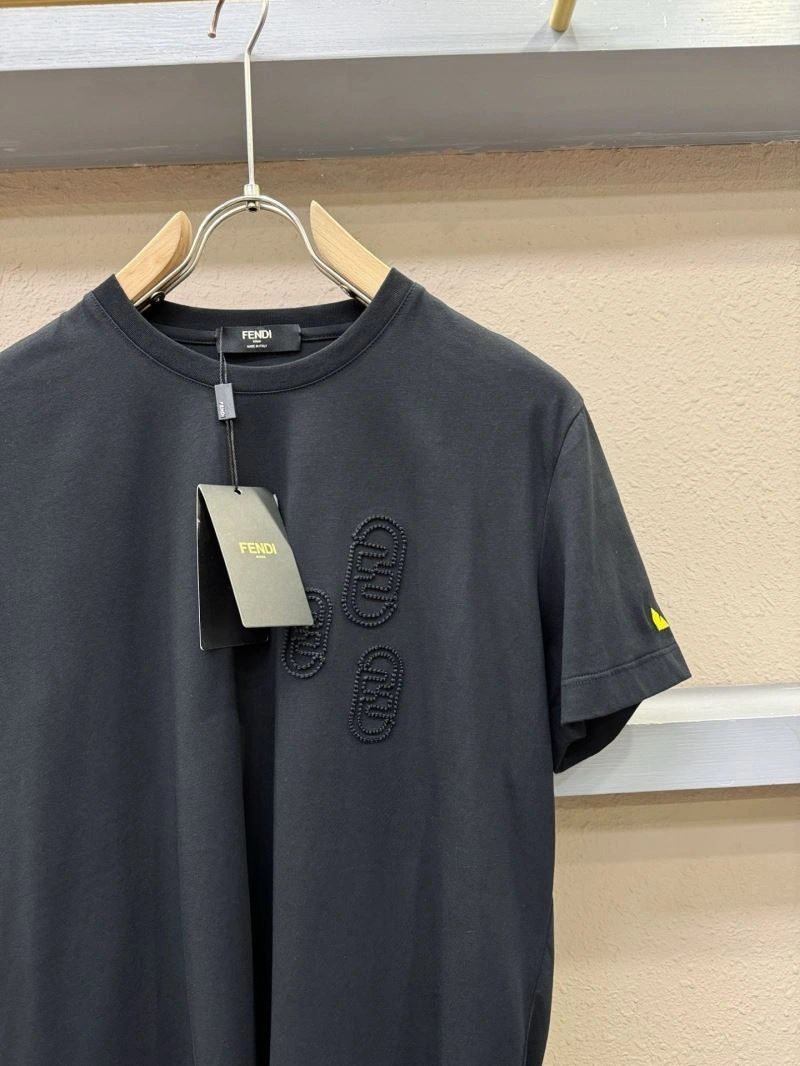 Minimalist Fendi T-Shirts 121704