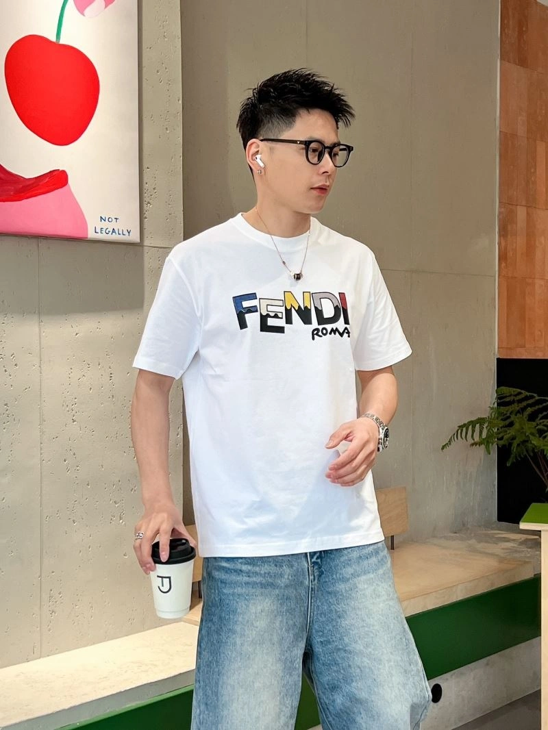 Fendi T-Shirts Breathable 121715