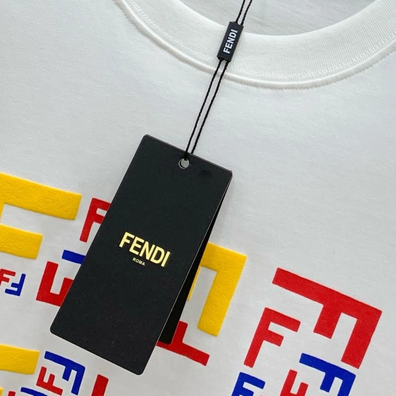 Fendi T-Shirts UrbanChic 121707
