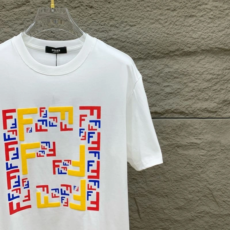 Fendi T-Shirts UrbanChic 121707