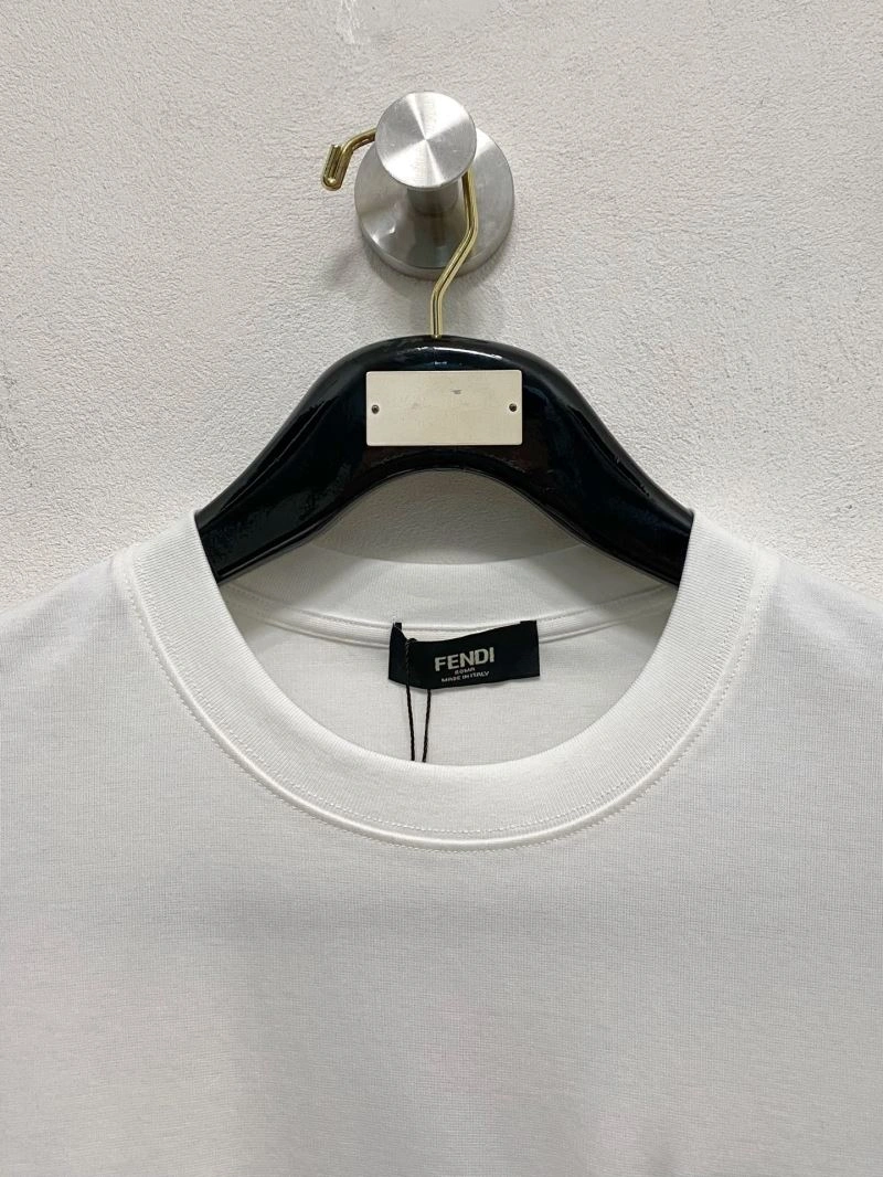 Reliable Fendi T-Shirts 121702