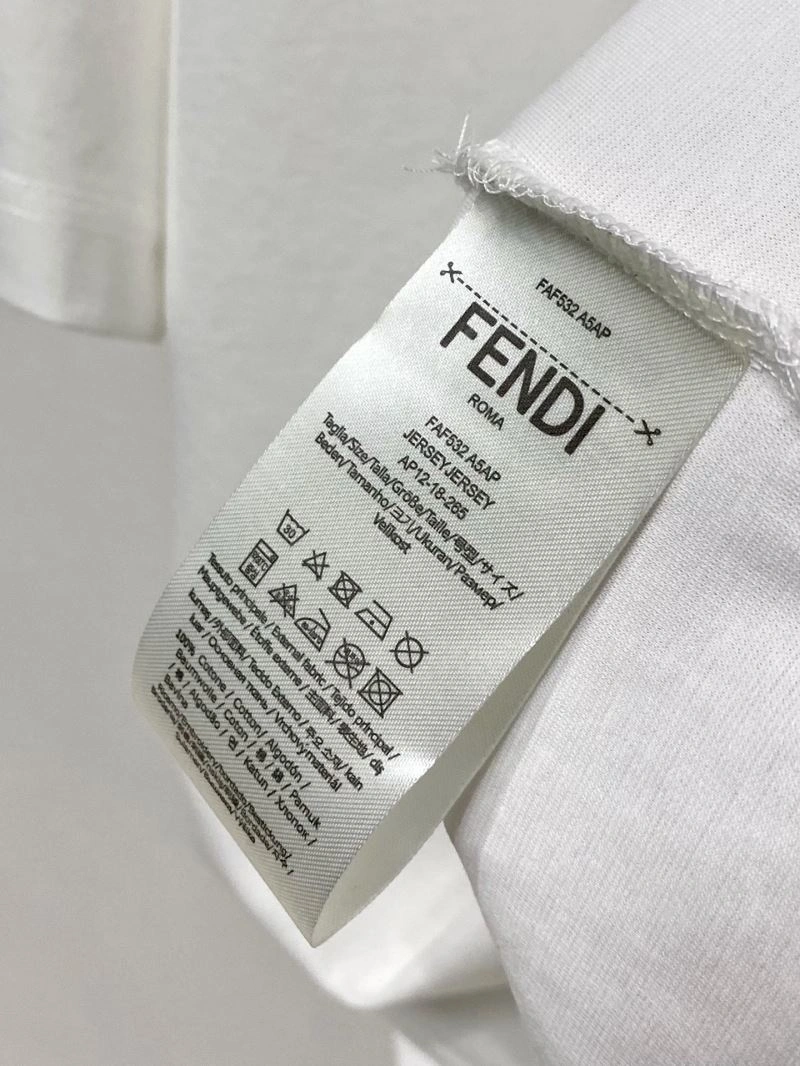 Reliable Fendi T-Shirts 121702
