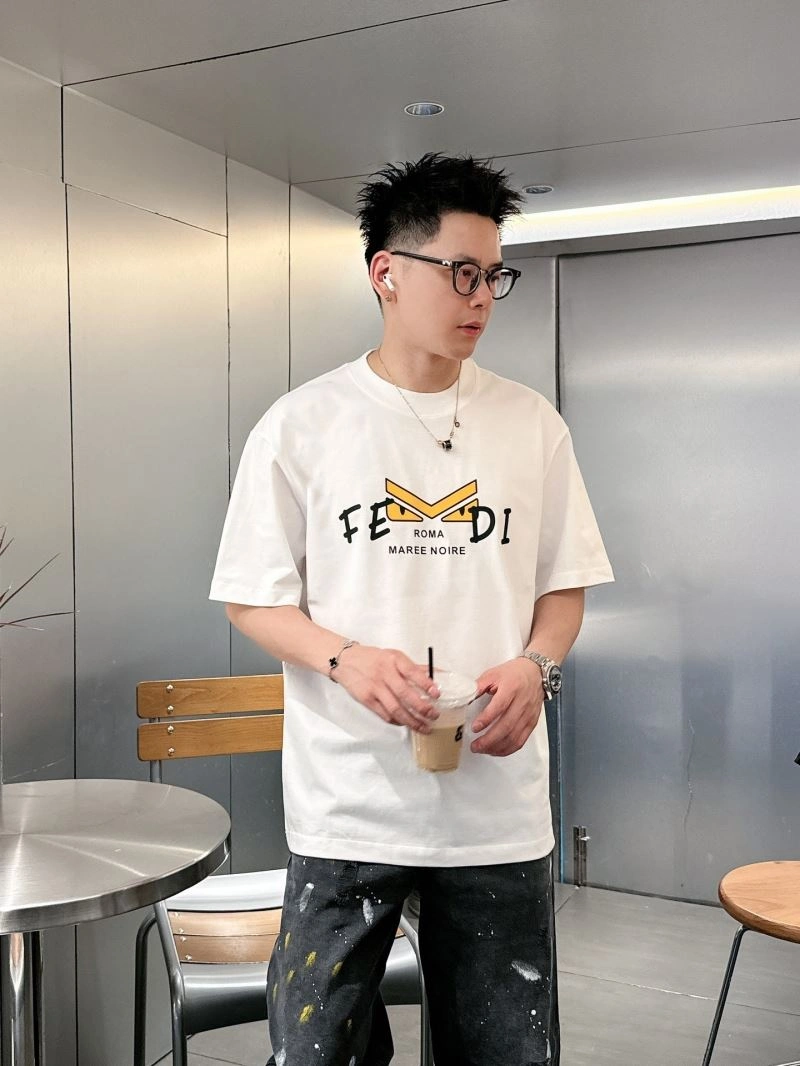 Fendi T-Shirts SmoothTexture 121691