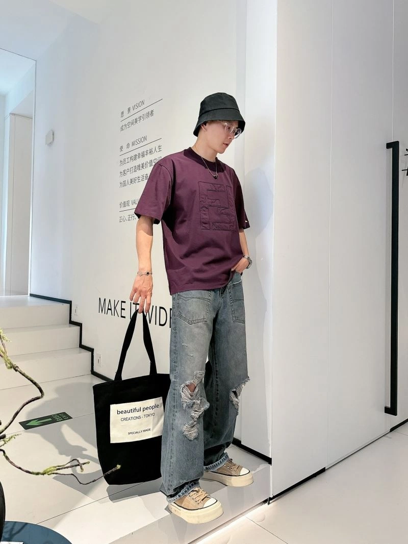 Elegant Fendi T-Shirts 121722