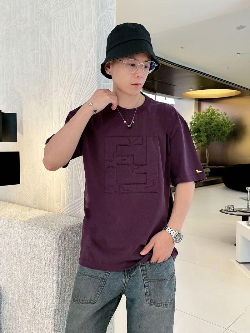 Elegant Fendi T-Shirts 121722