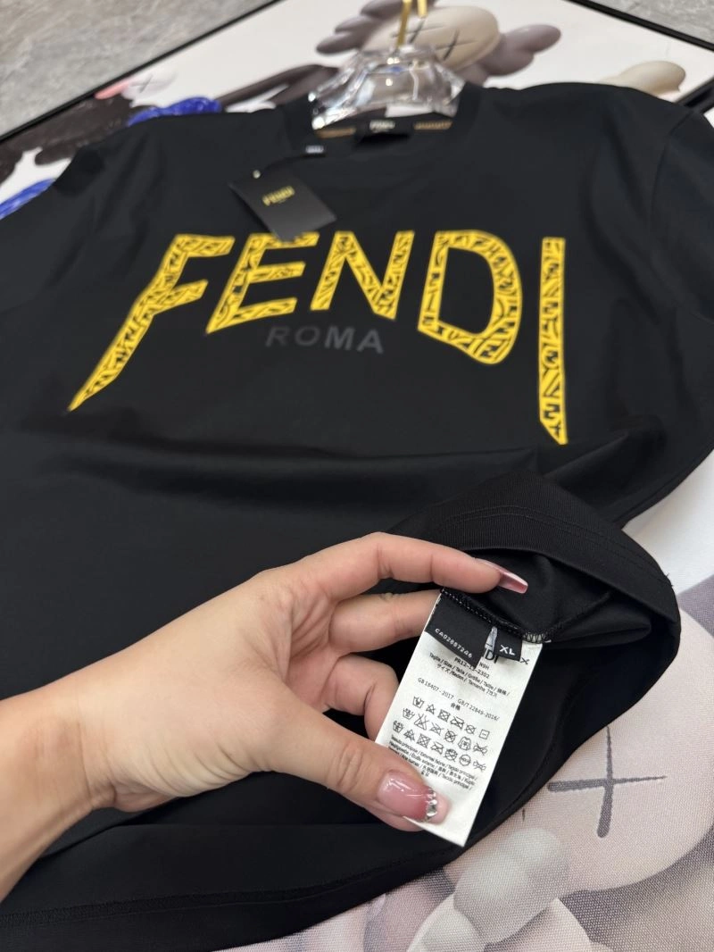 Comfortable Fendi T-Shirts 121686