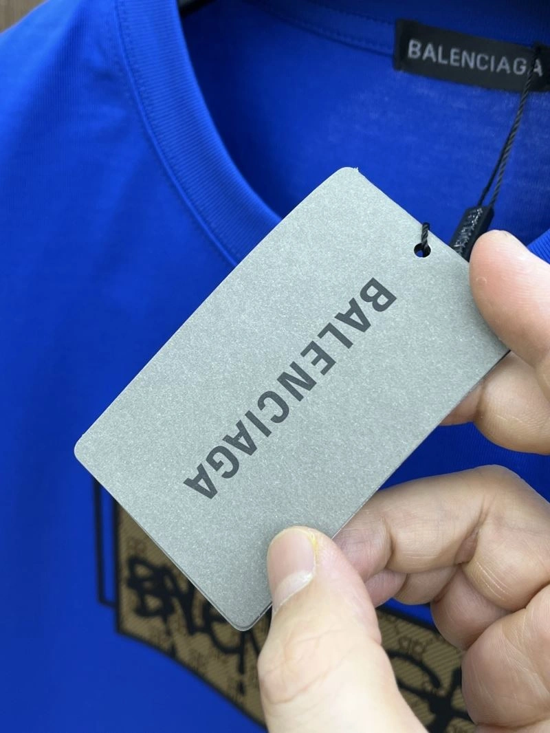 Compact Fendi T-Shirts 121669