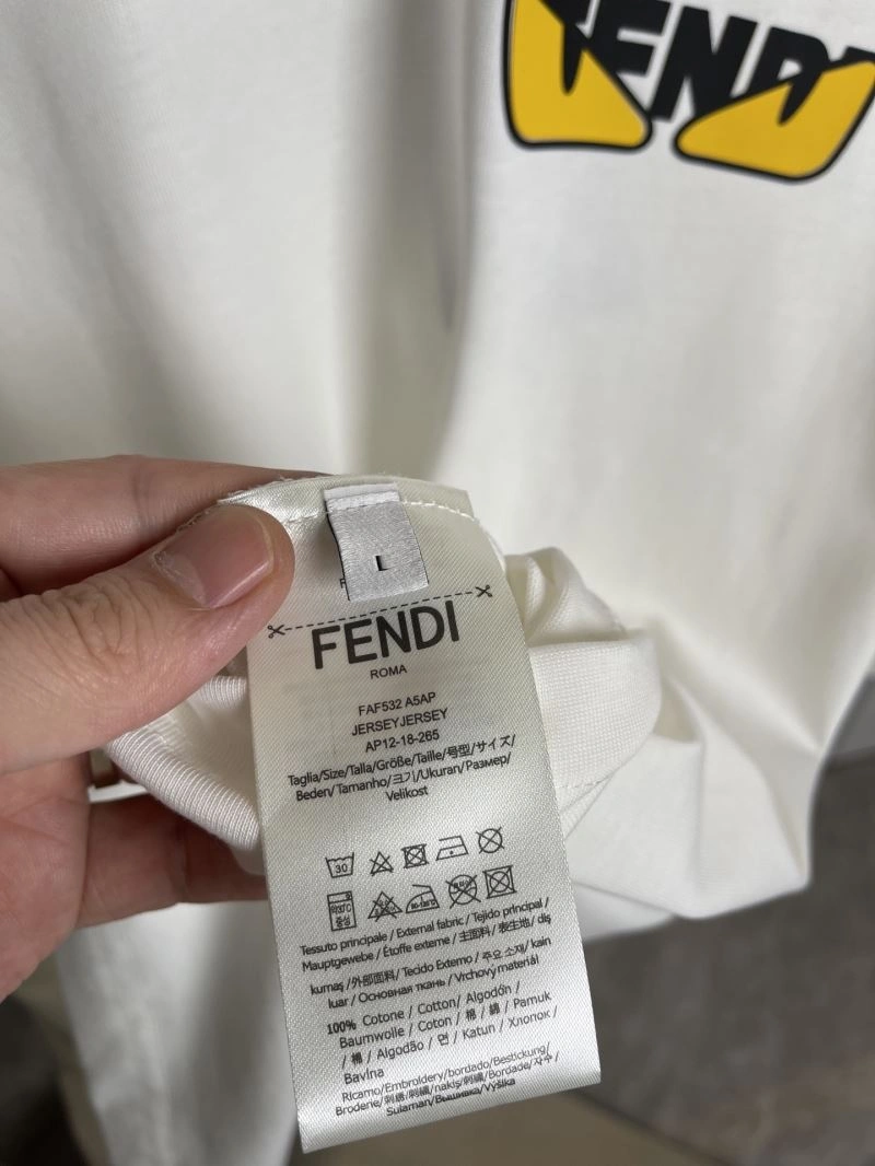 Fendi T-Shirts TravelReady 121680