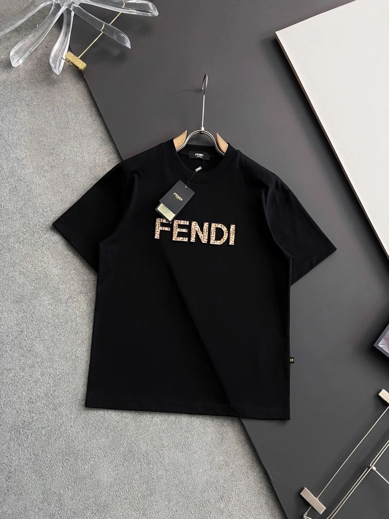Packable Fendi T-Shirts 121662