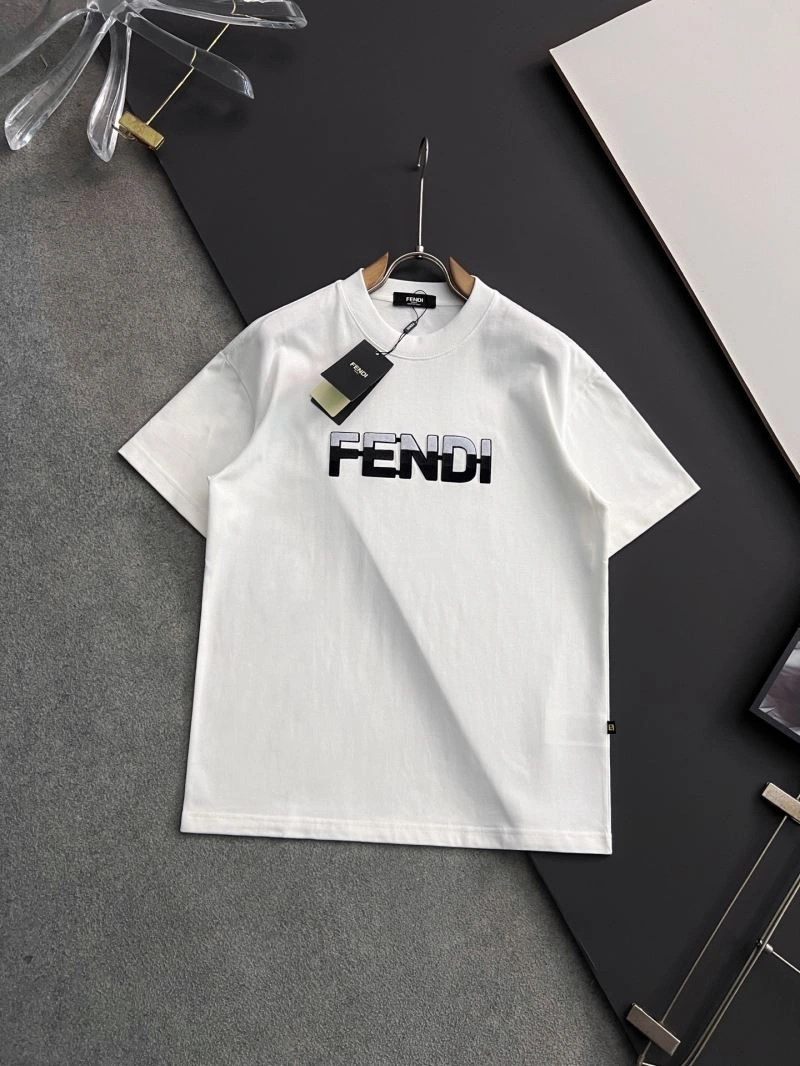 Compact Fendi T-Shirts 121664