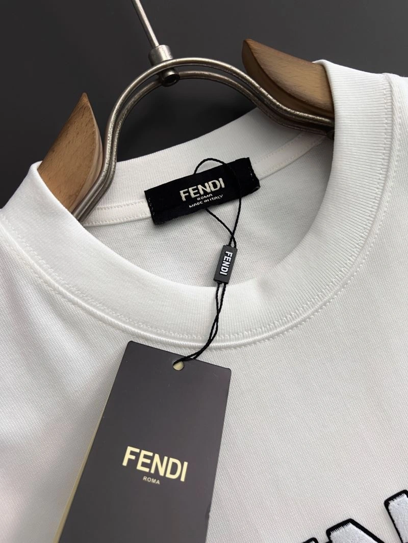 Compact Fendi T-Shirts 121664