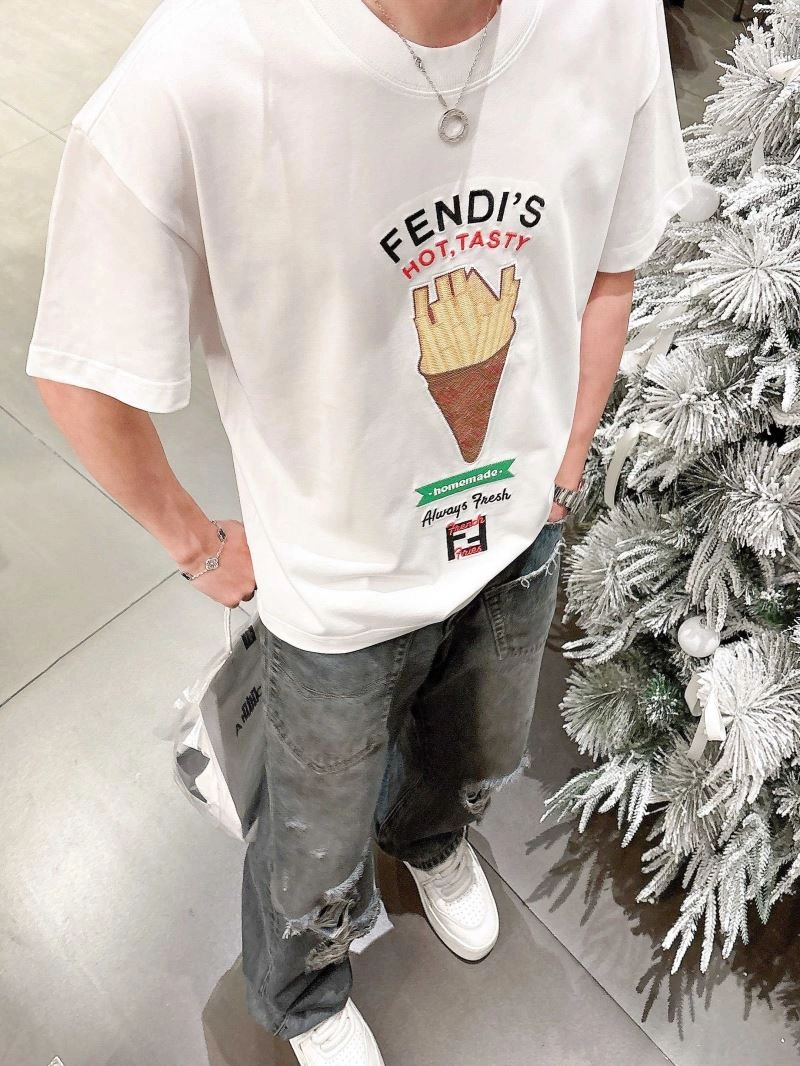 Stylish Fendi T-Shirts 121679