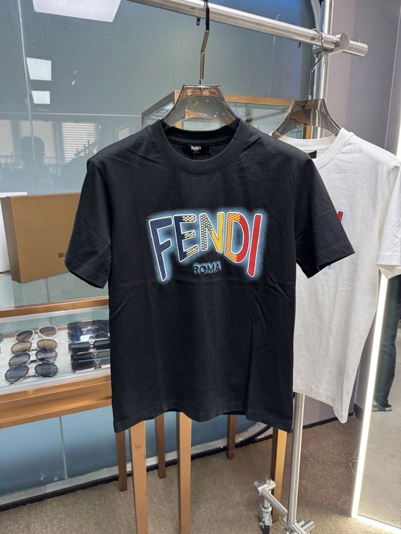 Fendi T-Shirts Supportive 121645