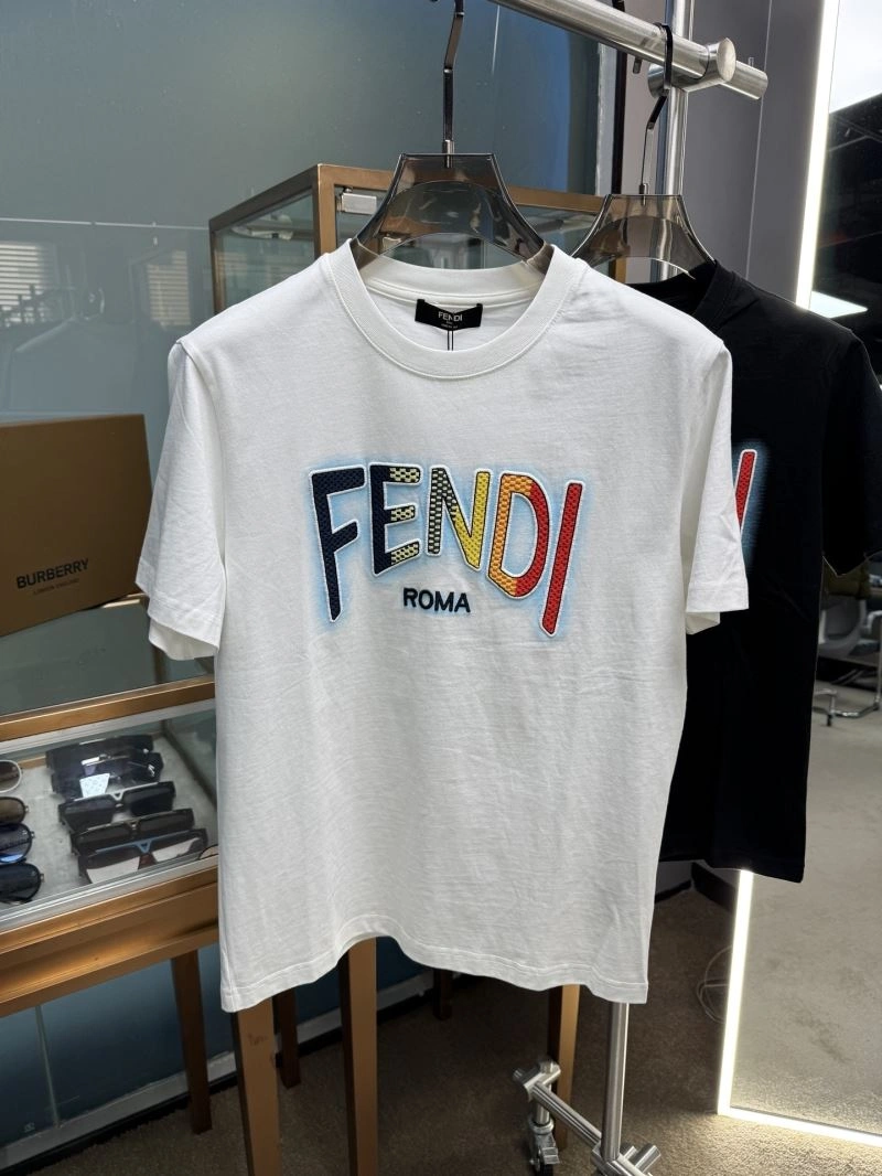 Fendi T-Shirts Supportive 121645
