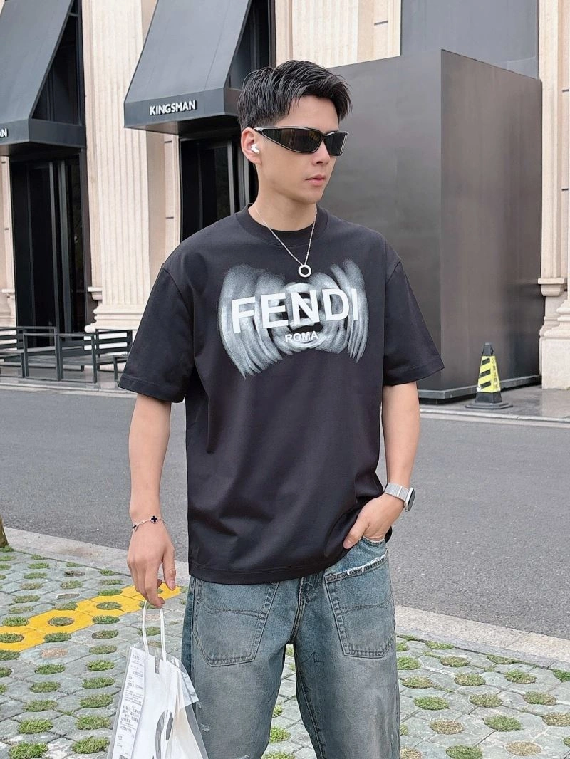 Breathable Fendi T-Shirts 121644