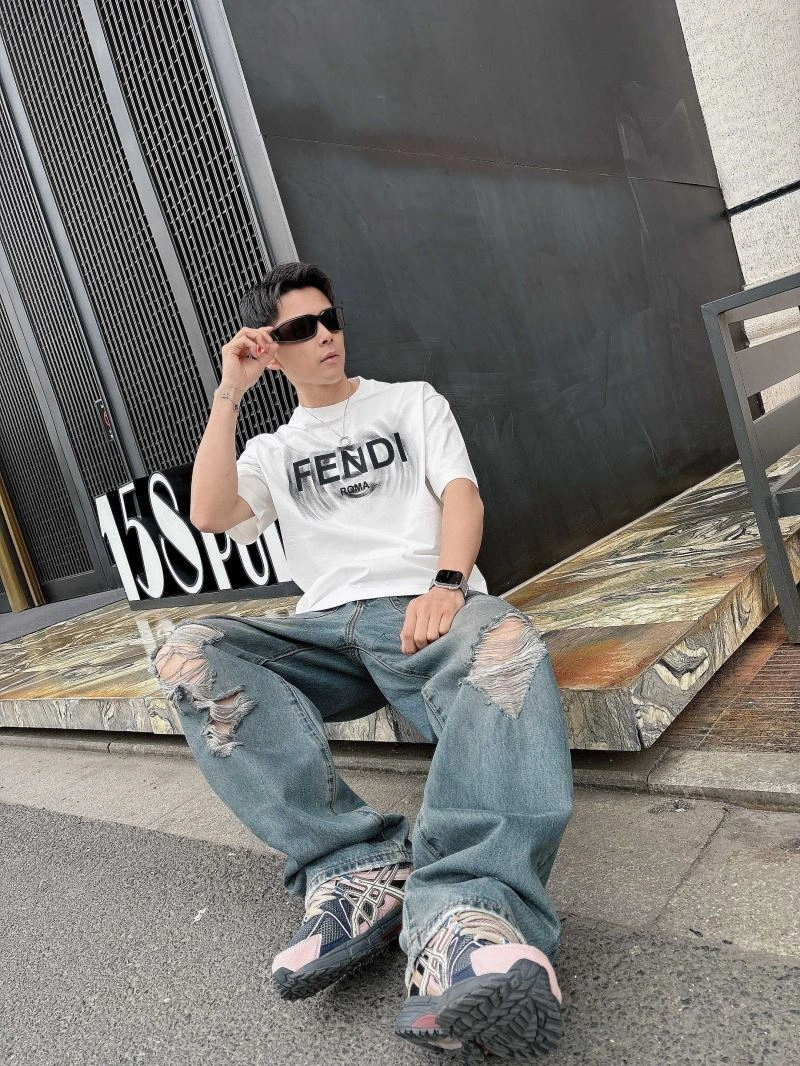 Sophisticated Fendi T-Shirts 121643