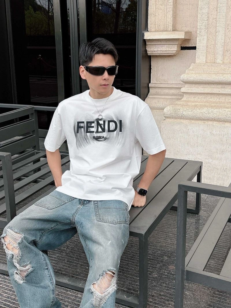 Sophisticated Fendi T-Shirts 121643