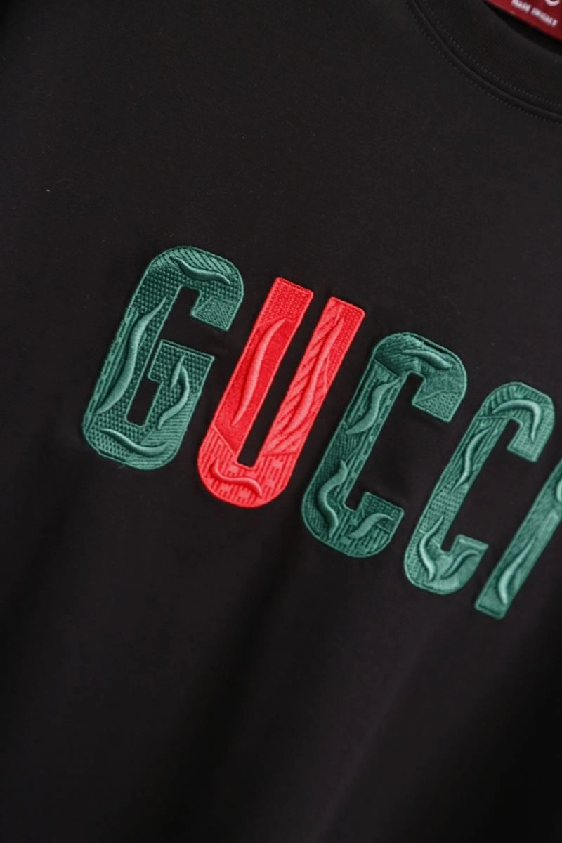 Fendi T-Shirts Breathable 121615