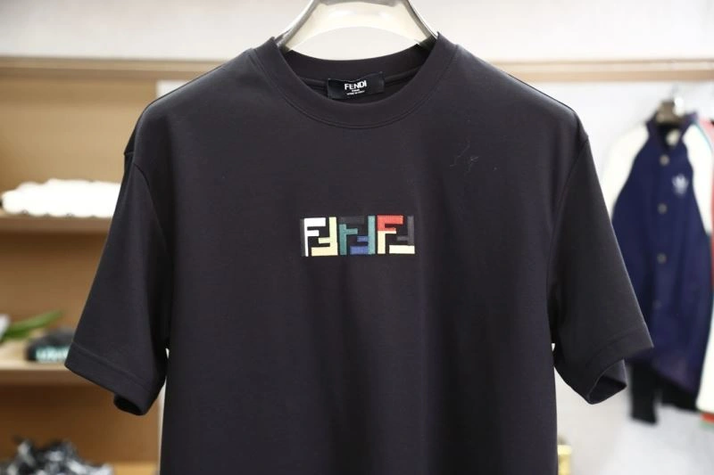 WaterResistant Fendi T-Shirts 121620