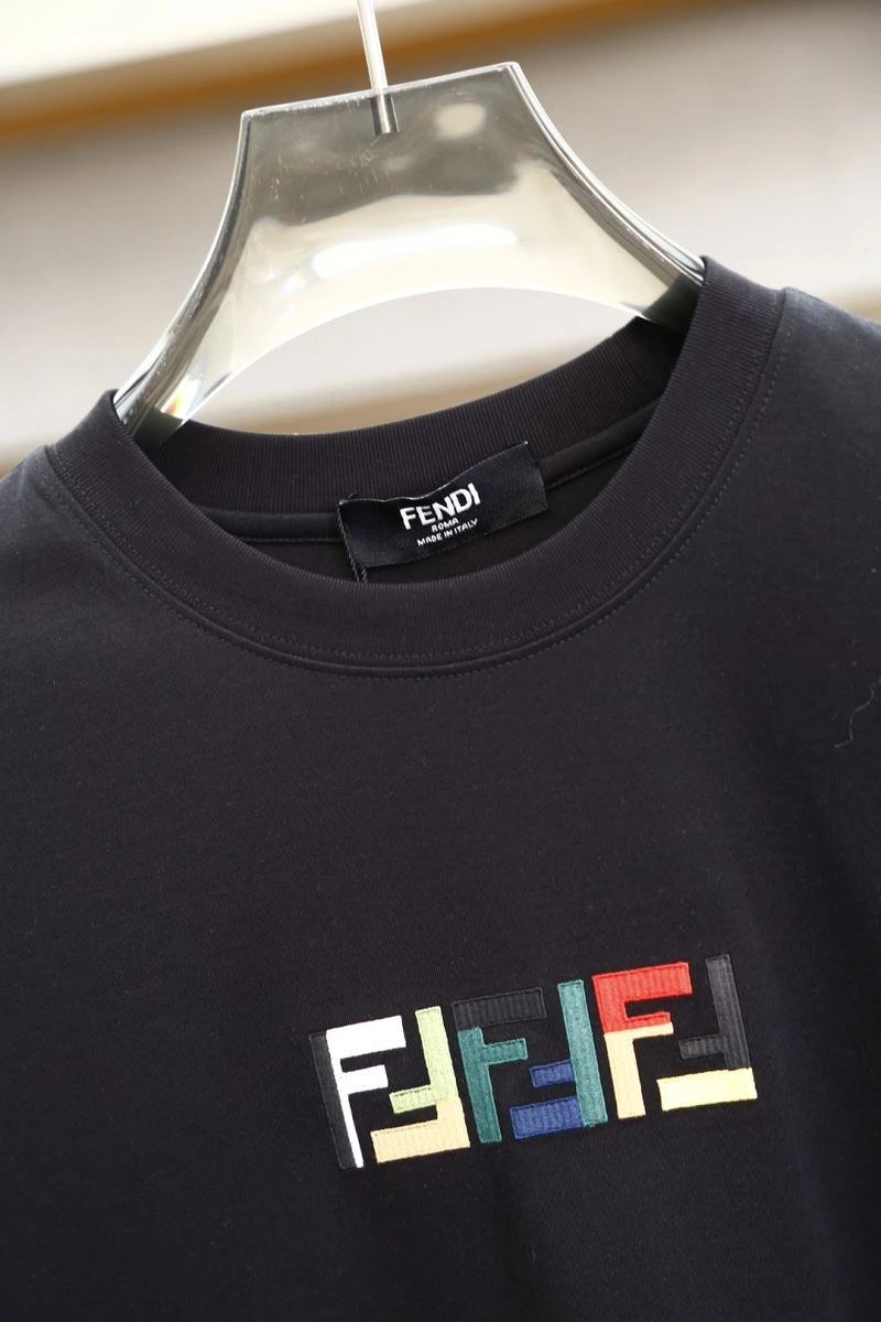 WaterResistant Fendi T-Shirts 121620