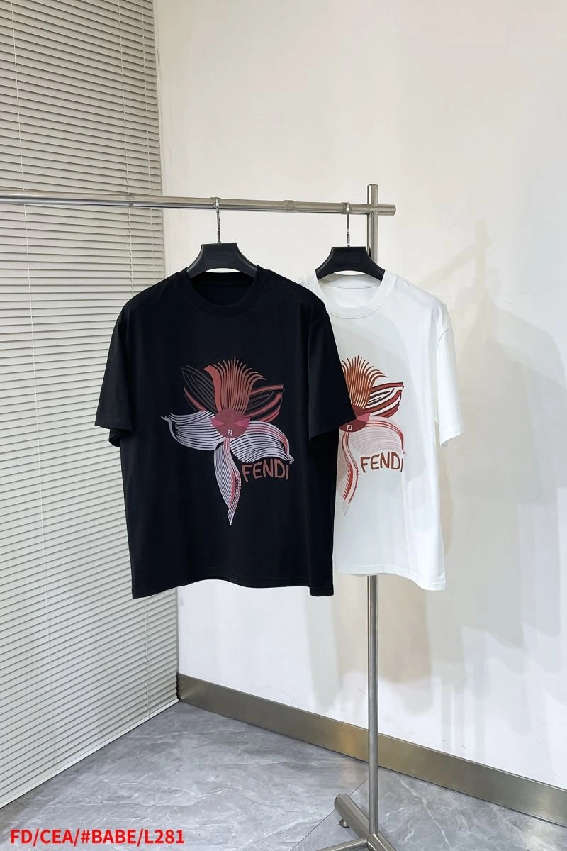 Lightweight Fendi T-Shirts 121621