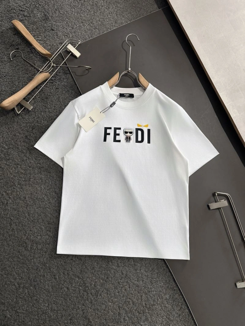 Versatile Fendi T-Shirts 121458