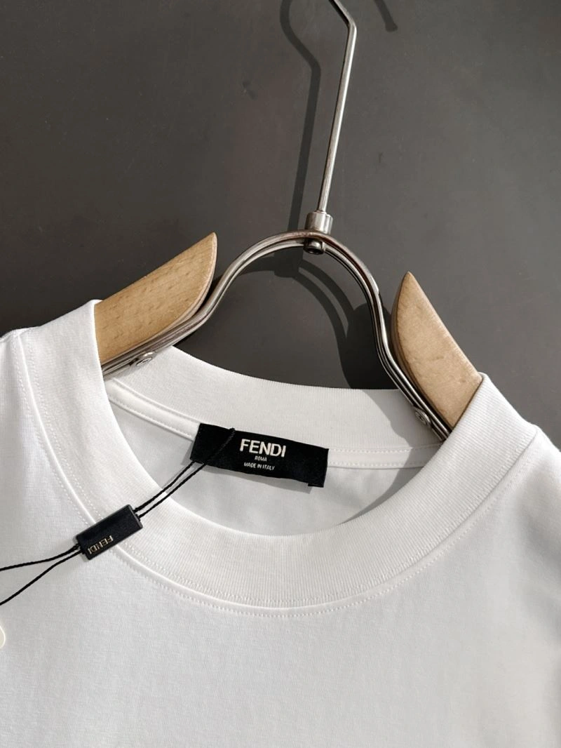 Resilient Fendi T-Shirts 121448