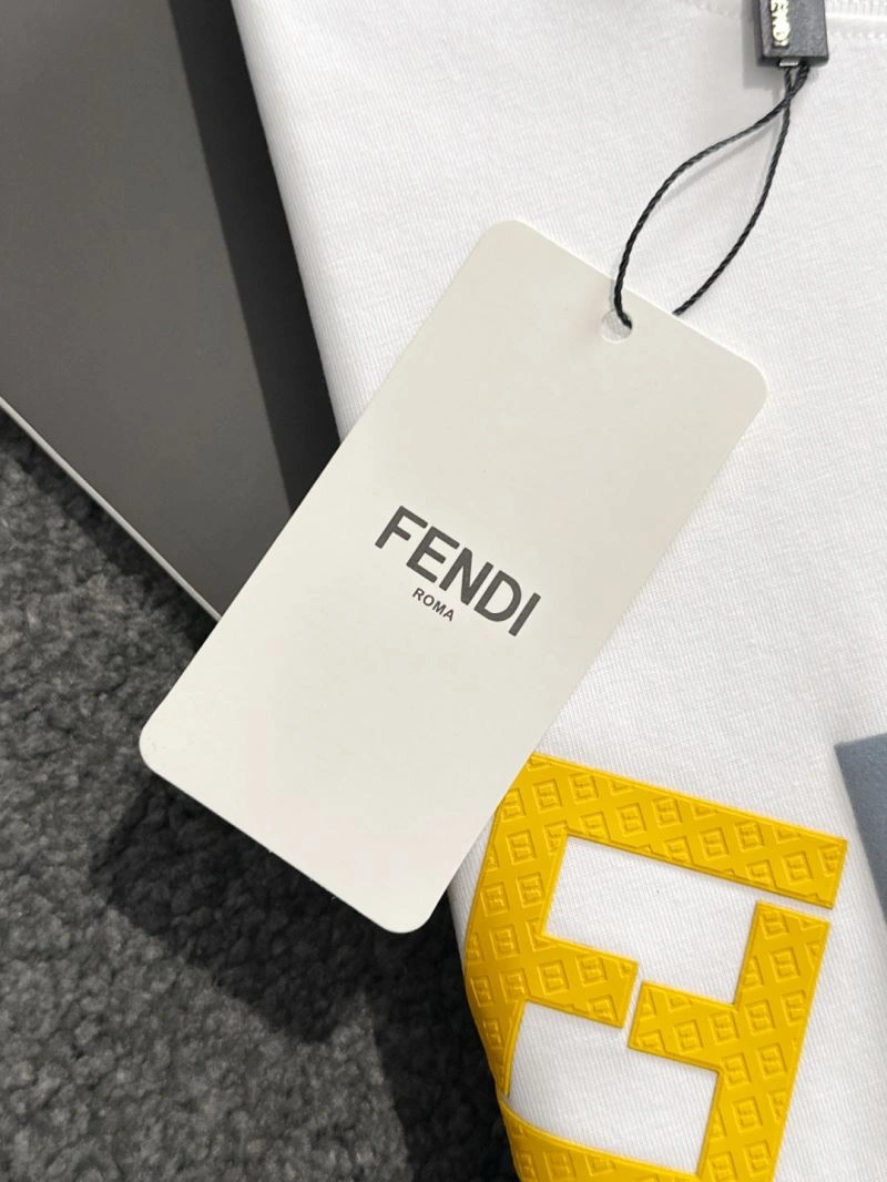 Resilient Fendi T-Shirts 121448