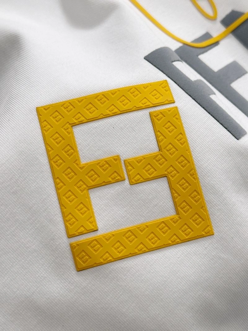 Resilient Fendi T-Shirts 121448