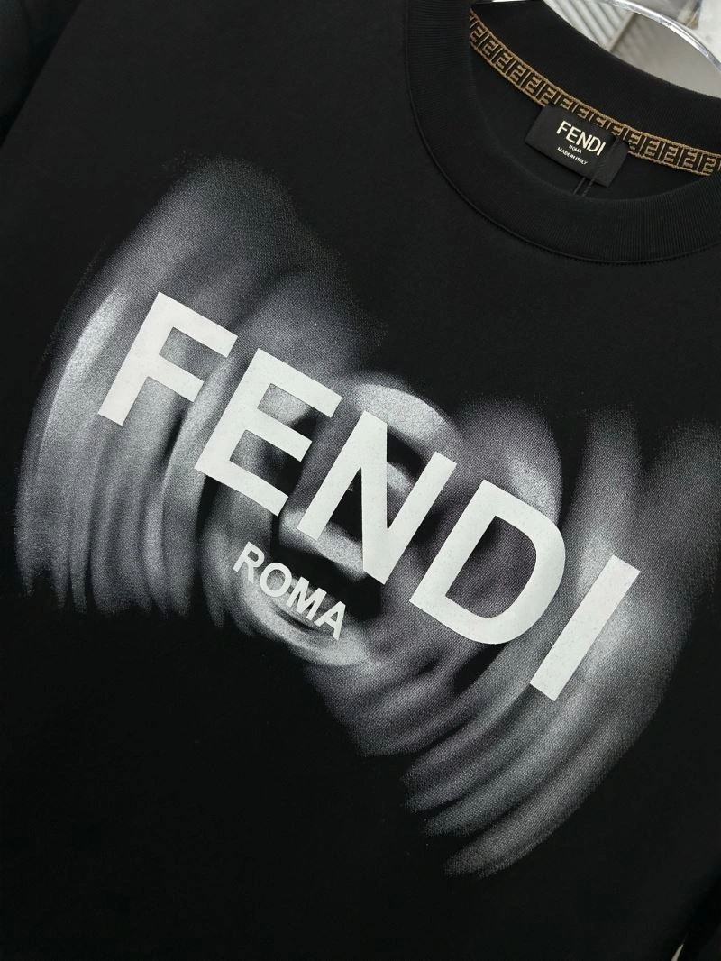 Fendi T-Shirts FreshLook 121451