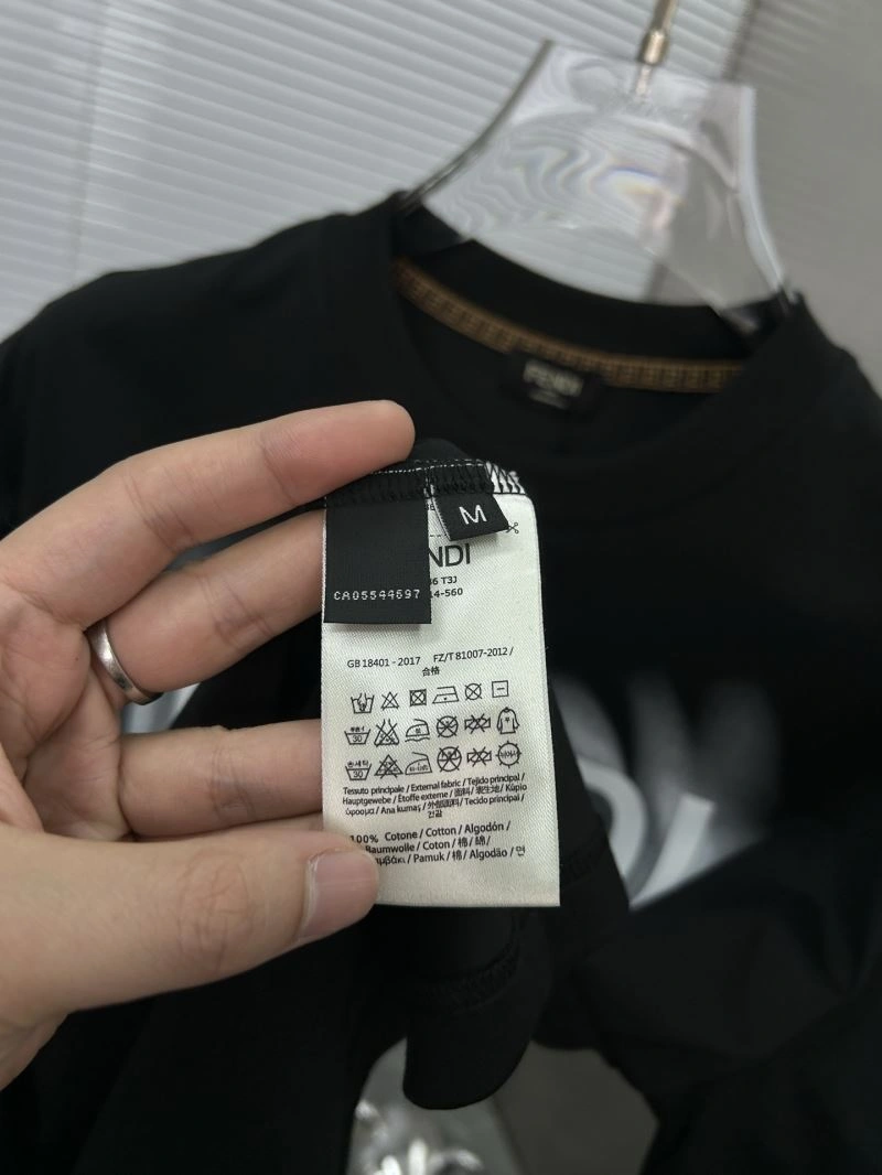 Fendi T-Shirts FreshLook 121451