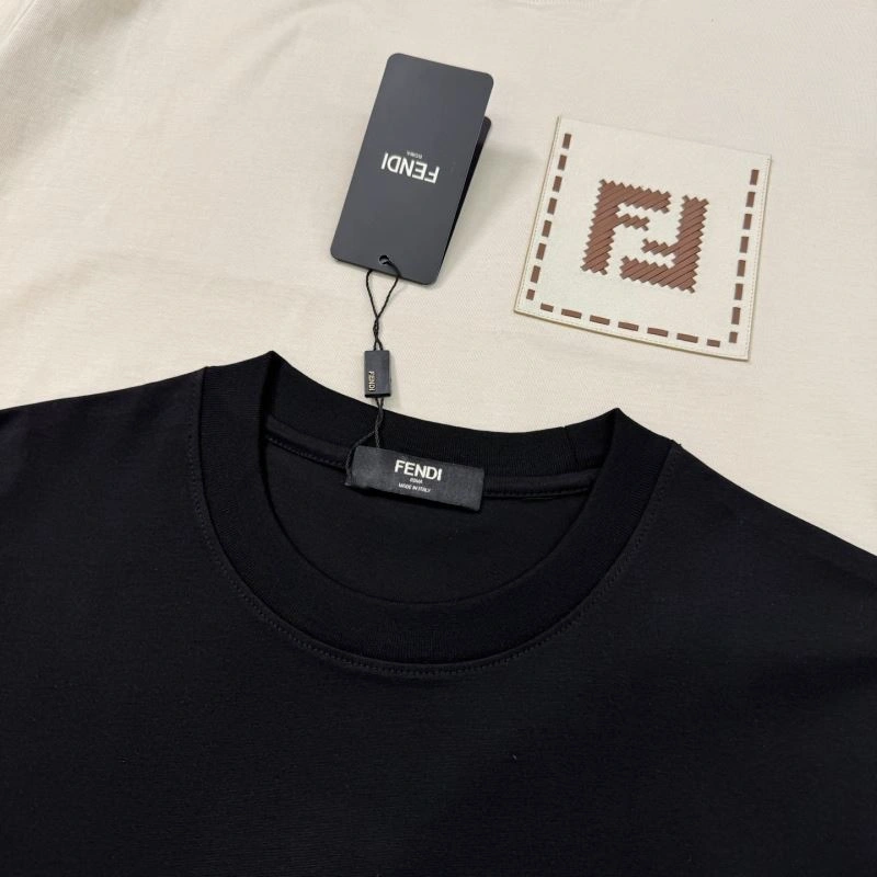 Fendi T-Shirts SmoothTexture 121460