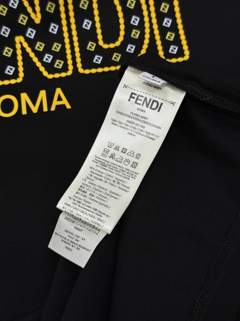Fendi T-Shirts Packable 121464