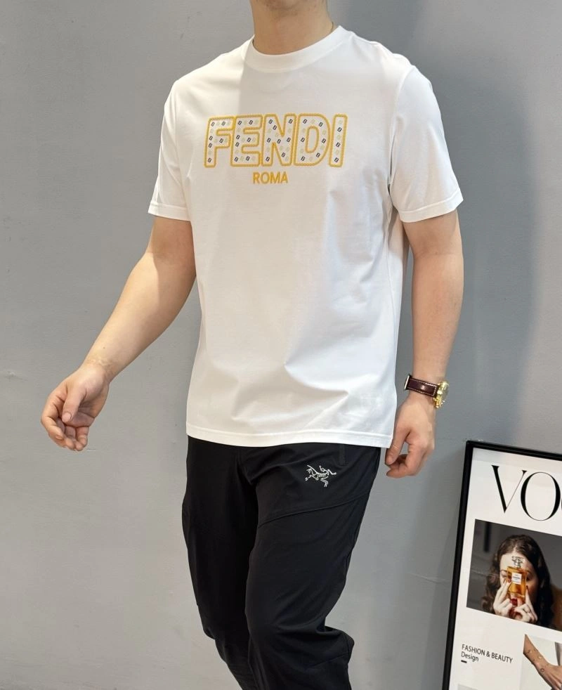 RelaxedFit Fendi T-Shirts 121454
