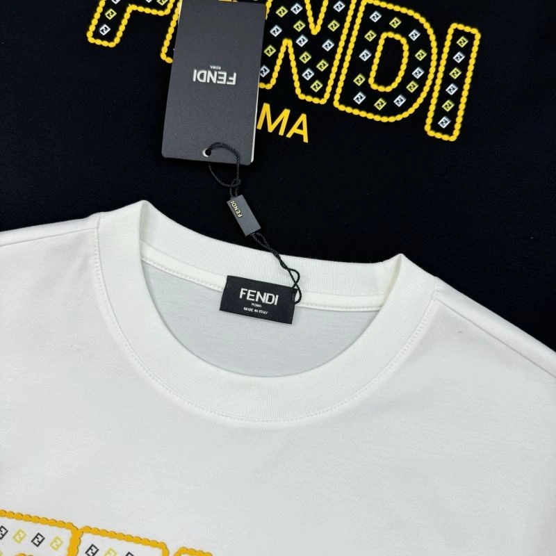 RelaxedFit Fendi T-Shirts 121454