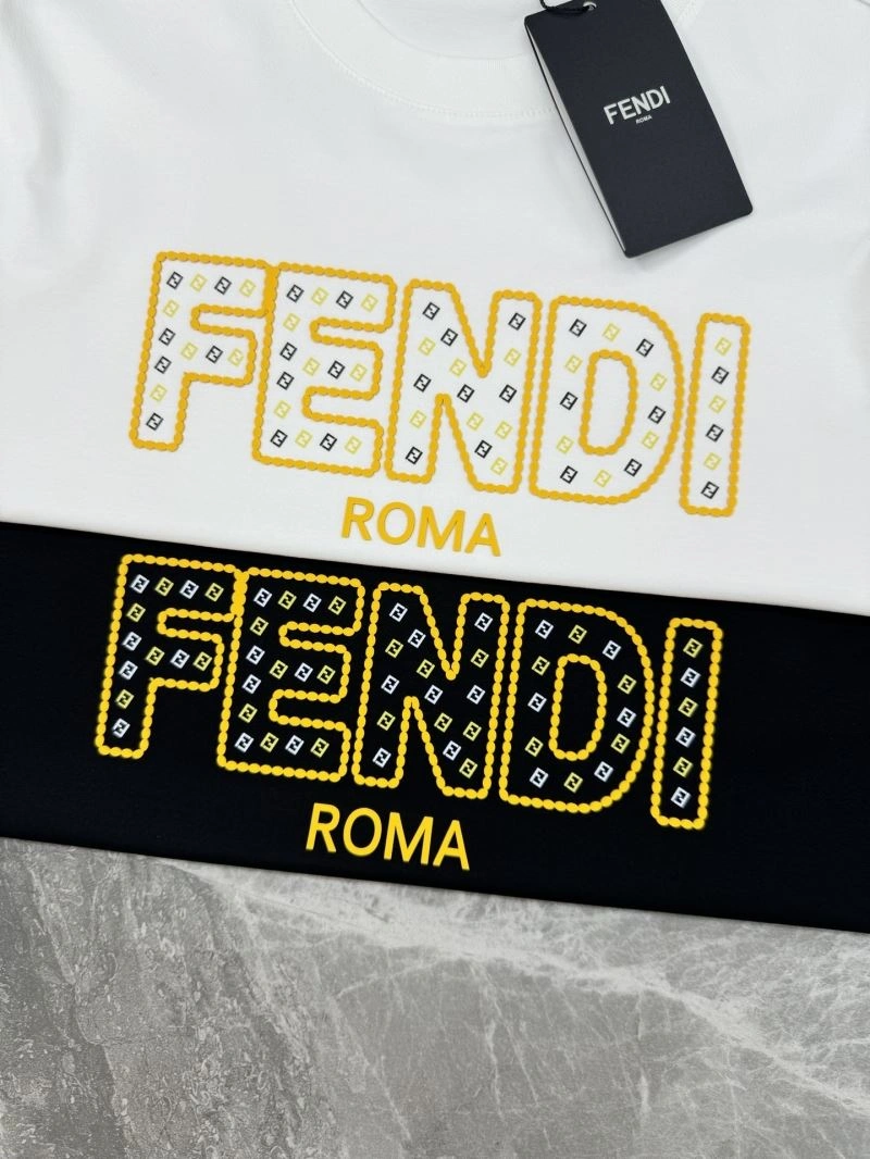 RelaxedFit Fendi T-Shirts 121454