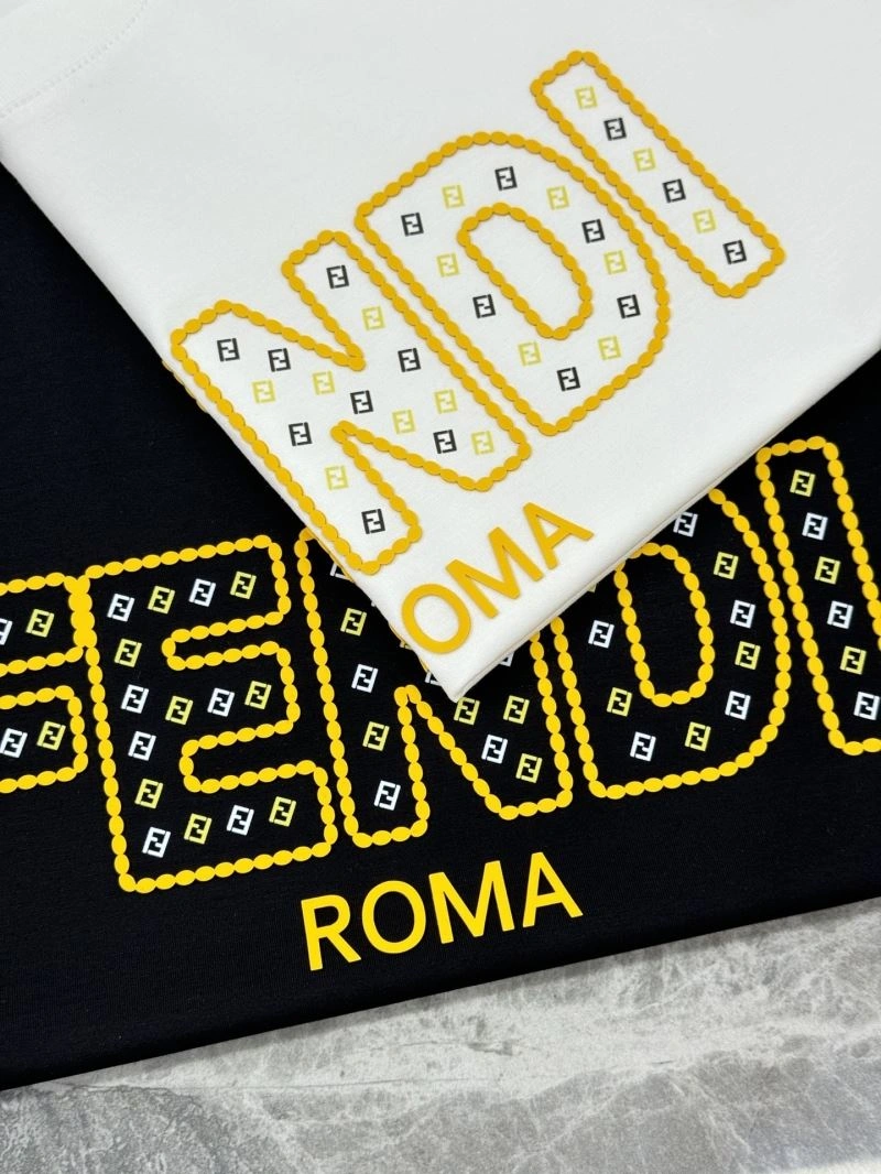 RelaxedFit Fendi T-Shirts 121454